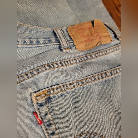 Distressed Vintage Jeans 560 - Picture 5 of 5